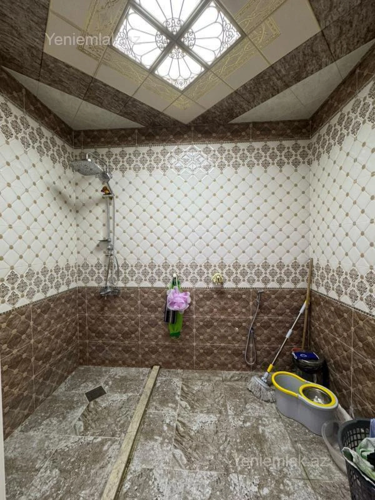 Satılır 3 otaqlı yeni tikili 130 m²