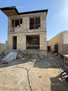 Satılır 5 otaqlı həyət evi 200 m²