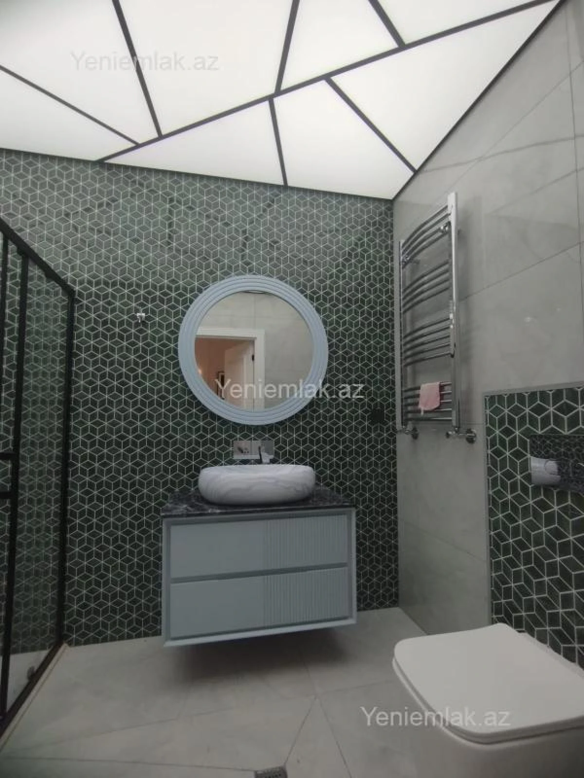 Satılır 3 otaqlı yeni tikili 132 m²