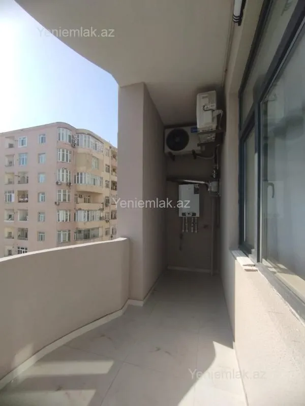 Satılır 3 otaqlı yeni tikili 132 m²