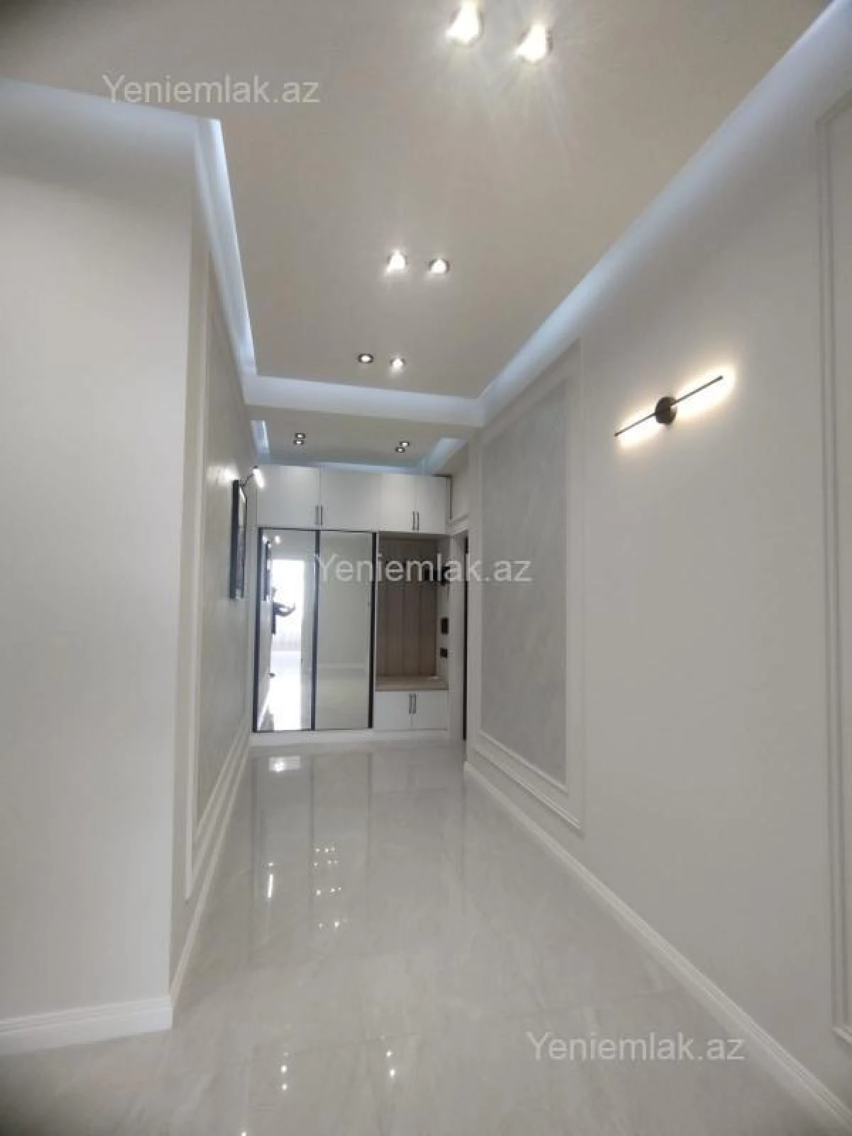 Satılır 3 otaqlı yeni tikili 132 m²