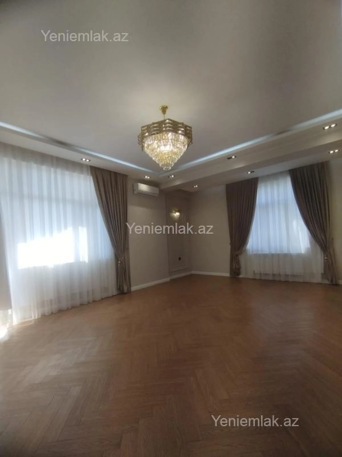 Satılır 3 otaqlı yeni tikili 132 m²