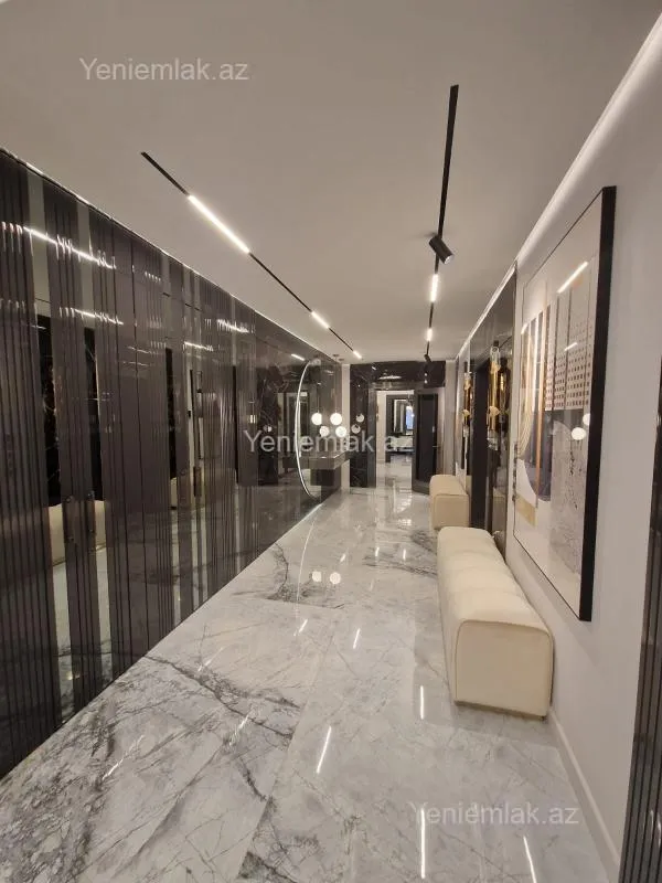 Satılır 5 otaqlı yeni tikili 220 m²