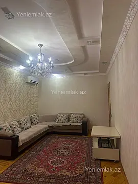 Satılır 4 otaqlı köhnə tikili 105 m²