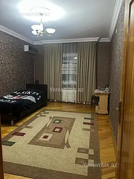 Satılır 4 otaqlı köhnə tikili 105 m²