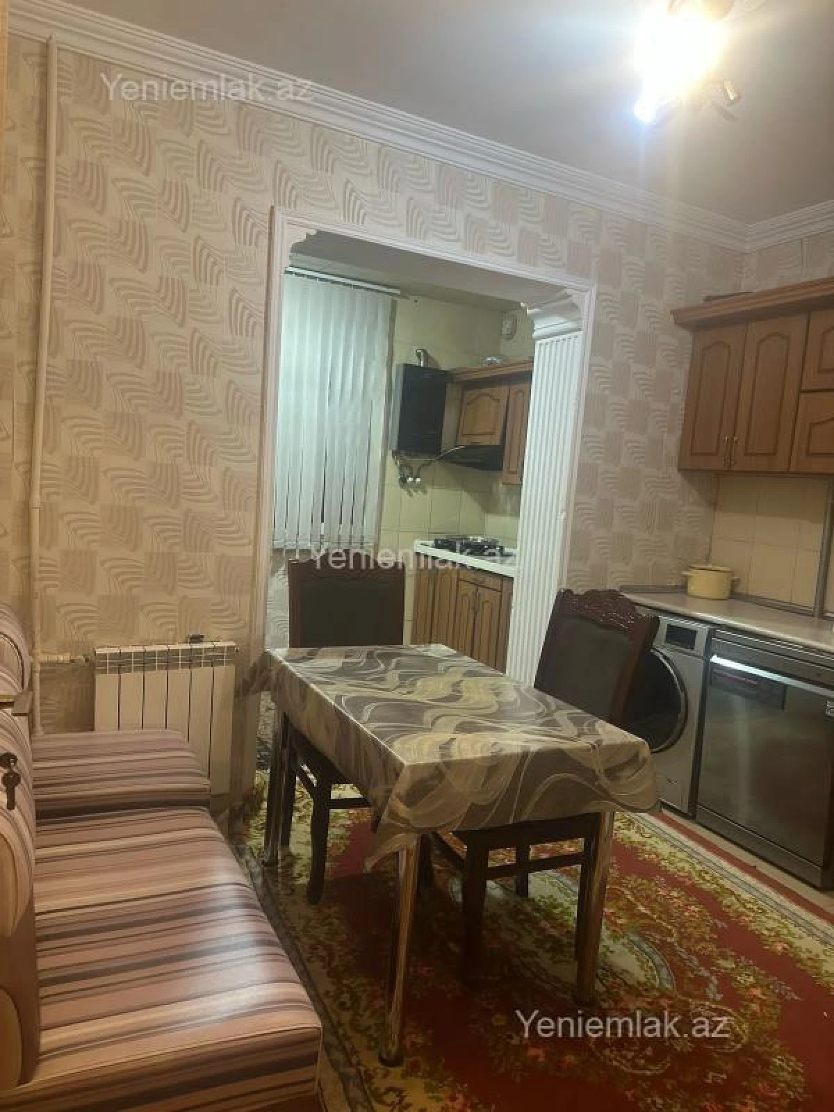 Satılır 4 otaqlı köhnə tikili 105 m²