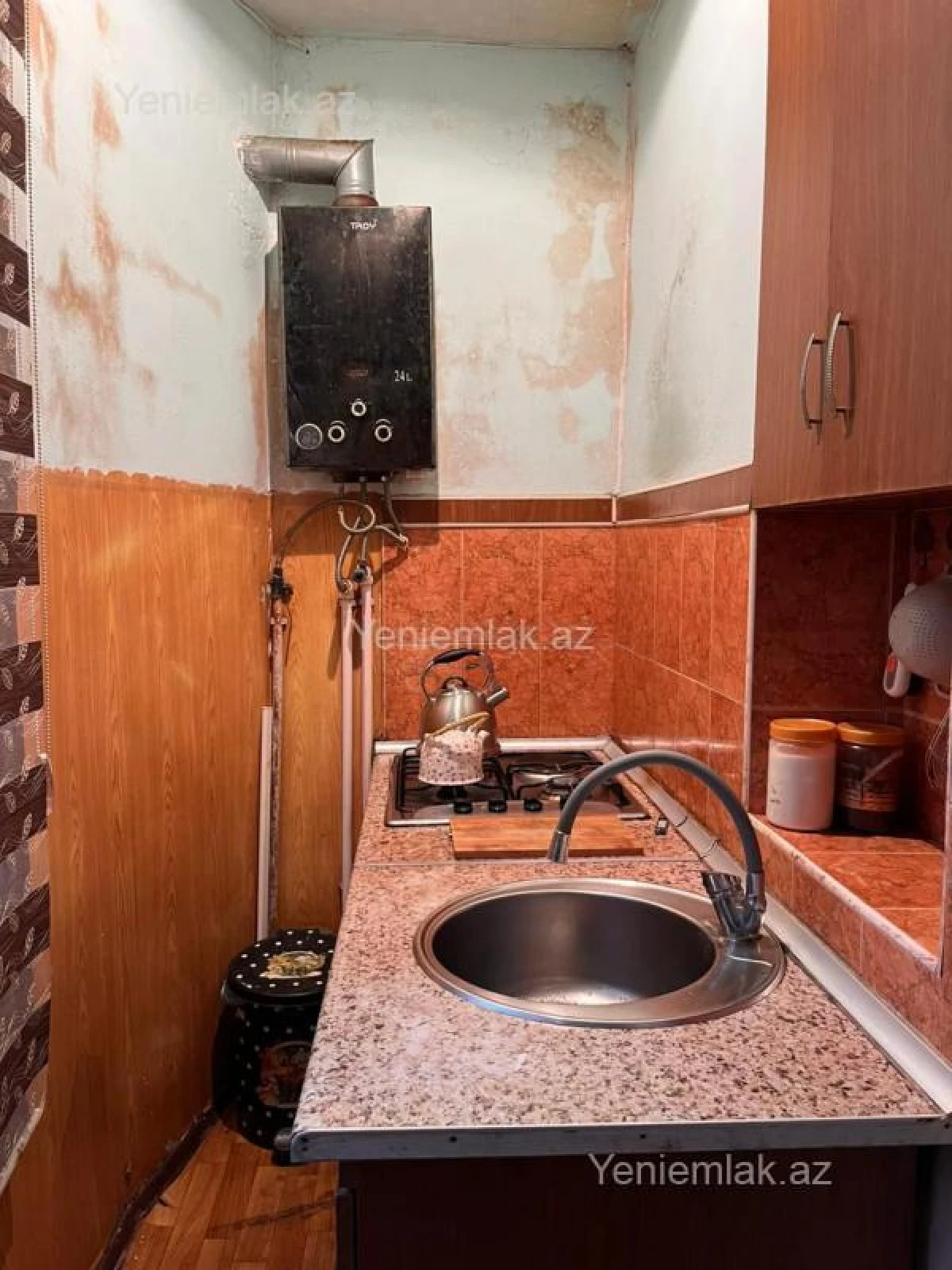 Satılır 2 otaqlı köhnə tikili 45 m²