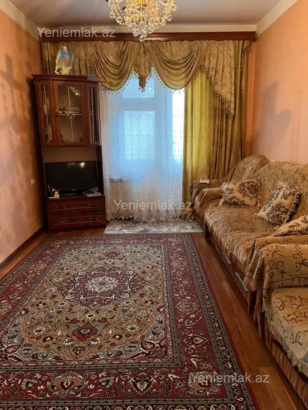 Satılır 2 otaqlı köhnə tikili 45 m²