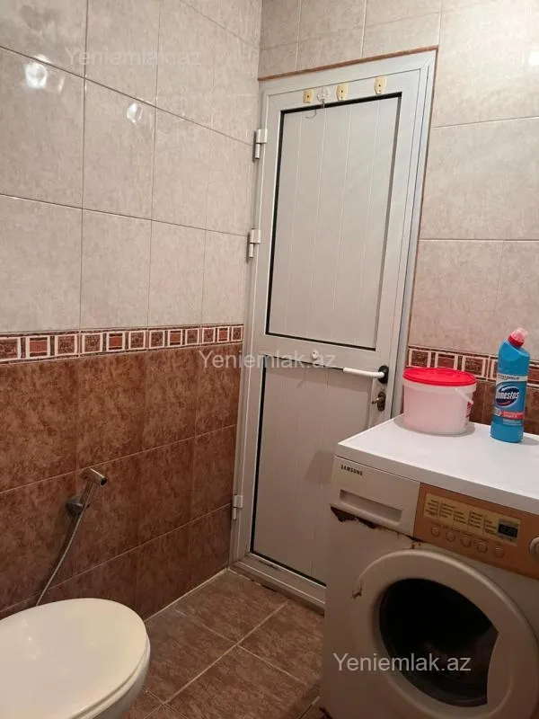Satılır 2 otaqlı köhnə tikili 45 m²