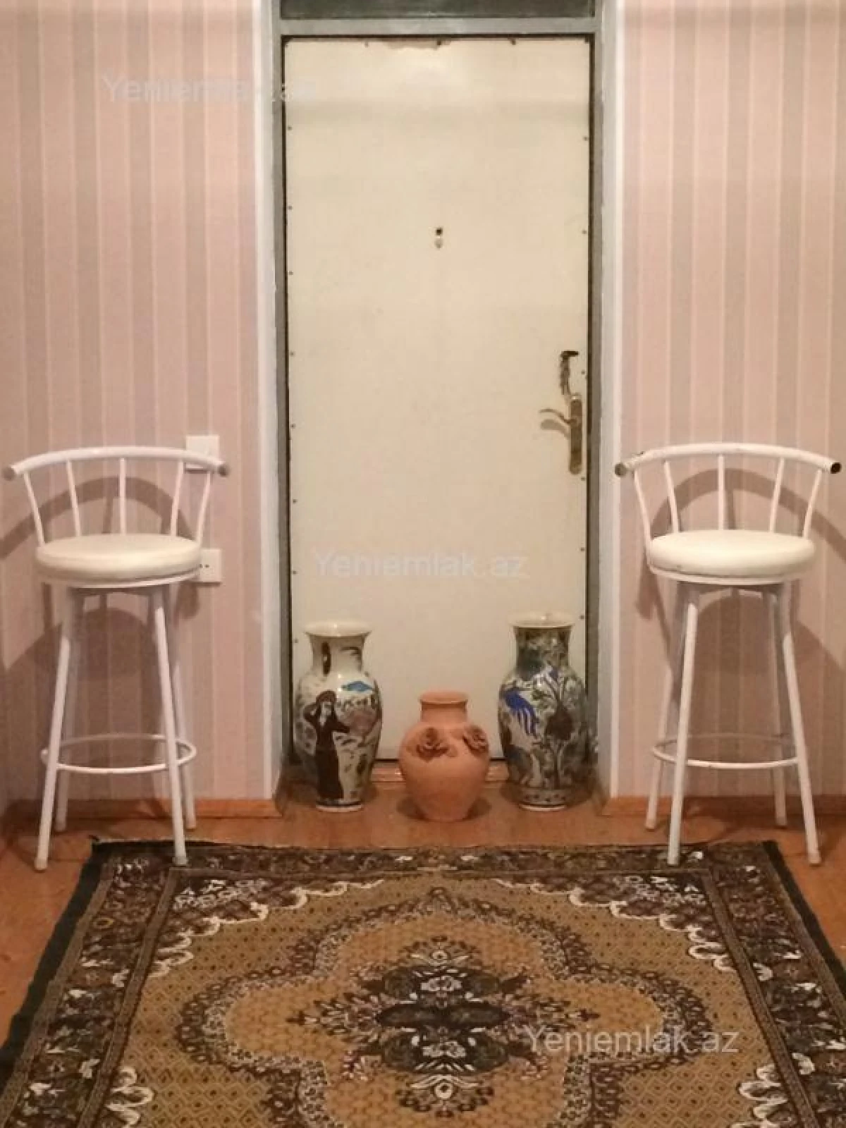 Satılır 6 otaqlı həyət evi 200 m²