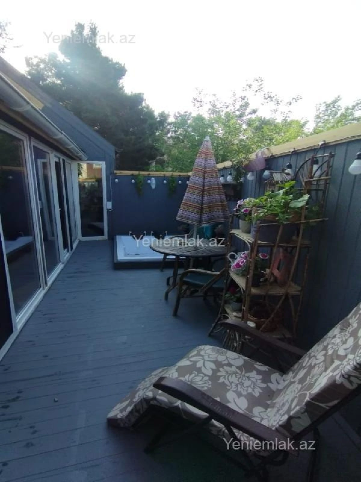 Satılır 7 otaqlı həyət evi 300 m²