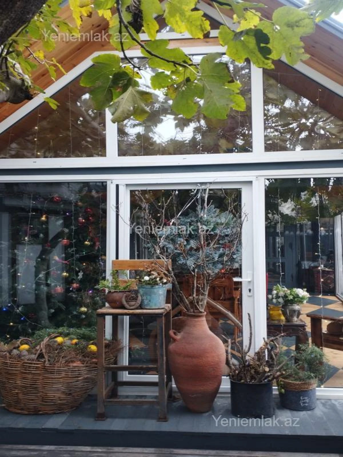 Satılır 7 otaqlı həyət evi 300 m²