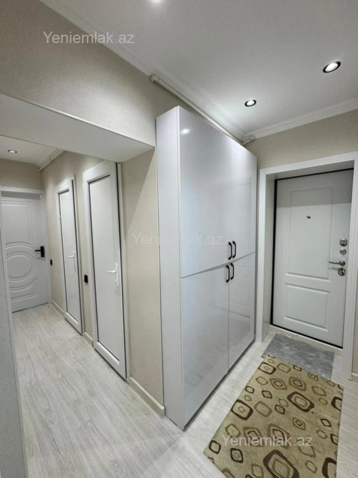 Satılır 3 otaqlı köhnə tikili 70 m²
