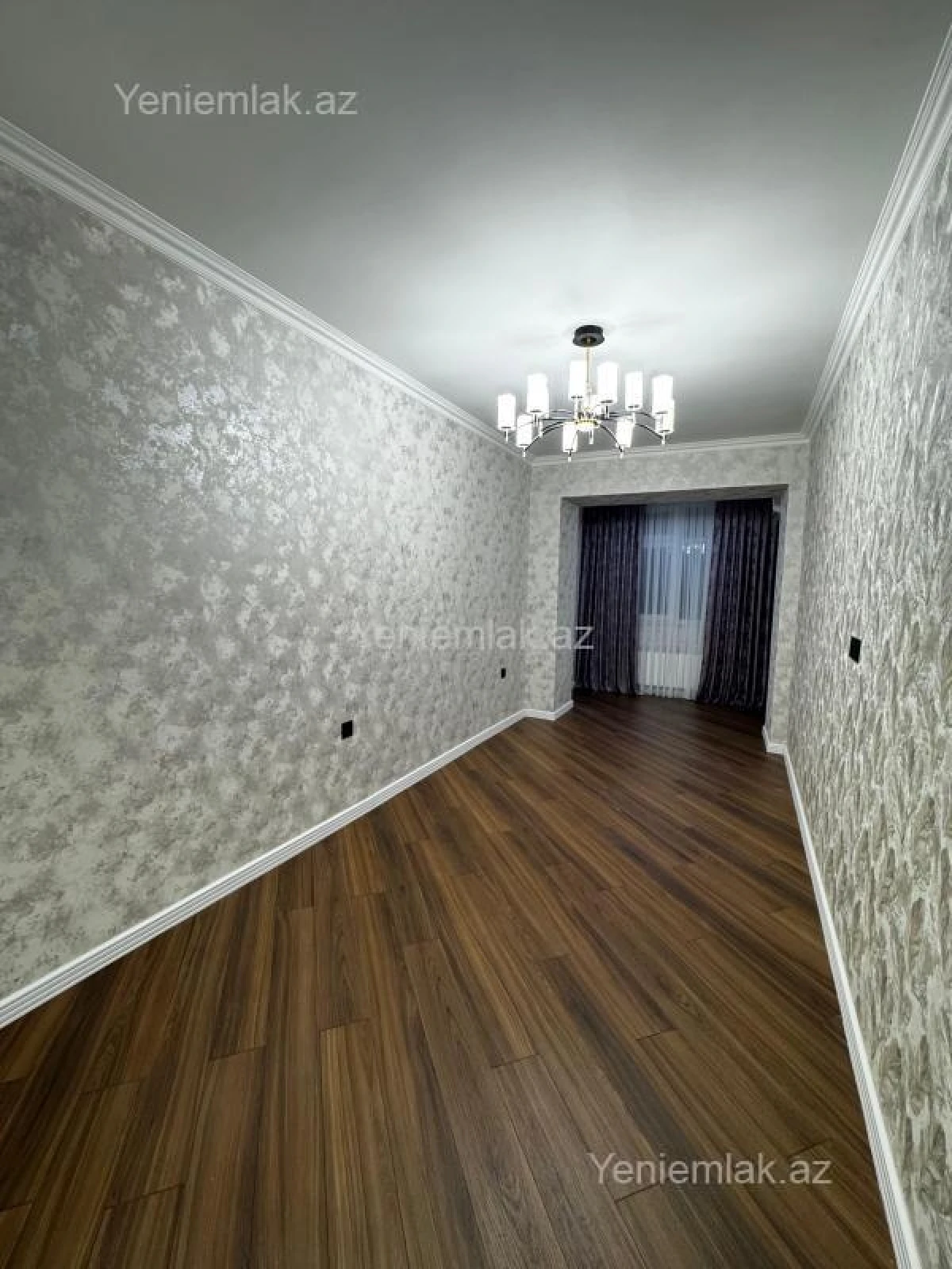 Satılır 2 otaqlı köhnə tikili 65 m²