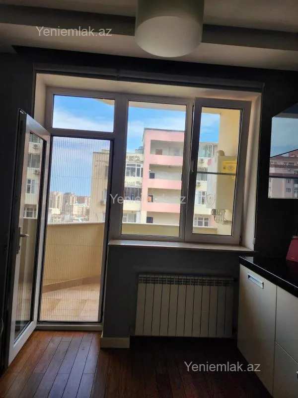 Satılır 3 otaqlı yeni tikili 110 m²
