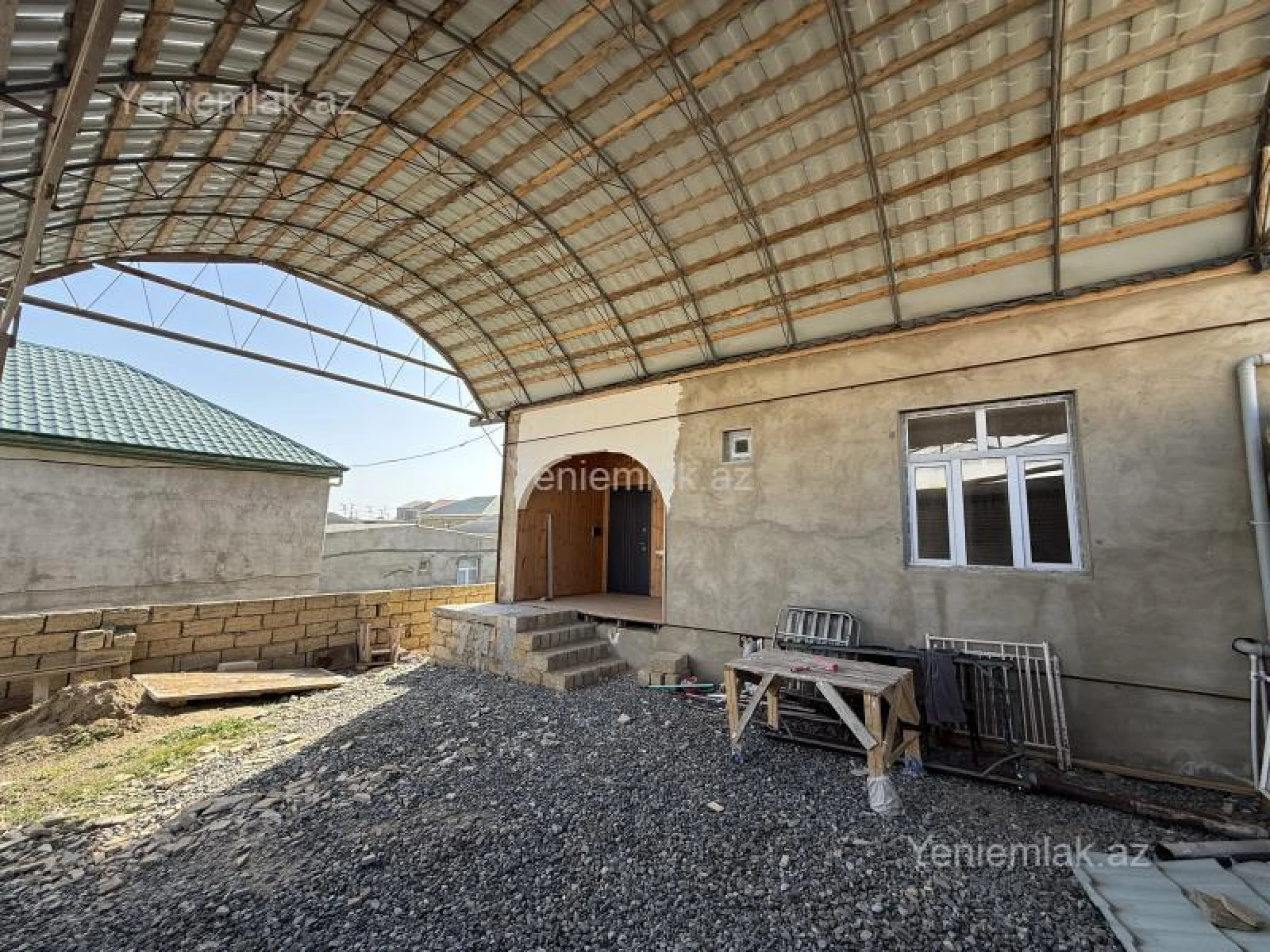 Satılır 4 otaqlı həyət evi 85 m²