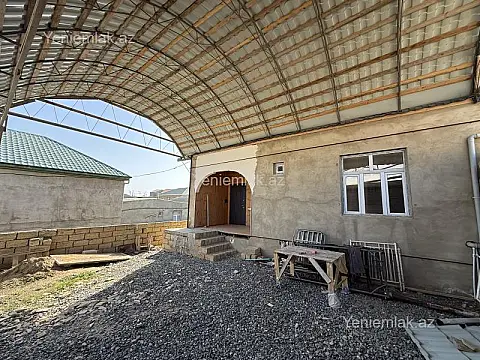 Satılır 4 otaqlı həyət evi 85 m²