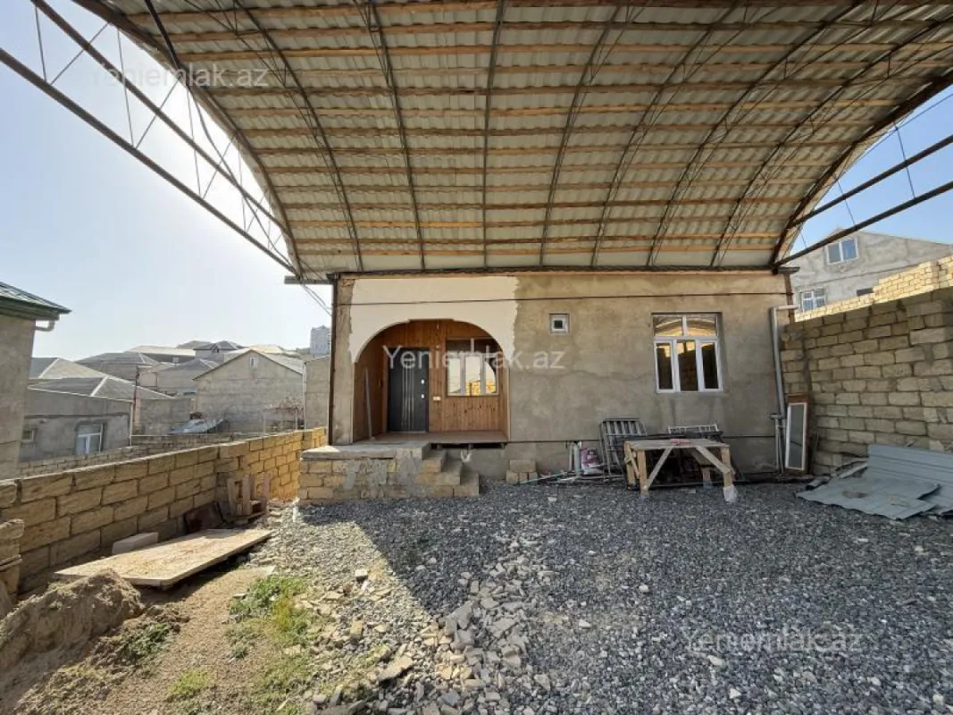 Satılır 4 otaqlı həyət evi 85 m²