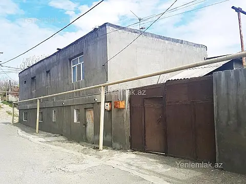 Satılır 6 otaqlı həyət evi 300 m²