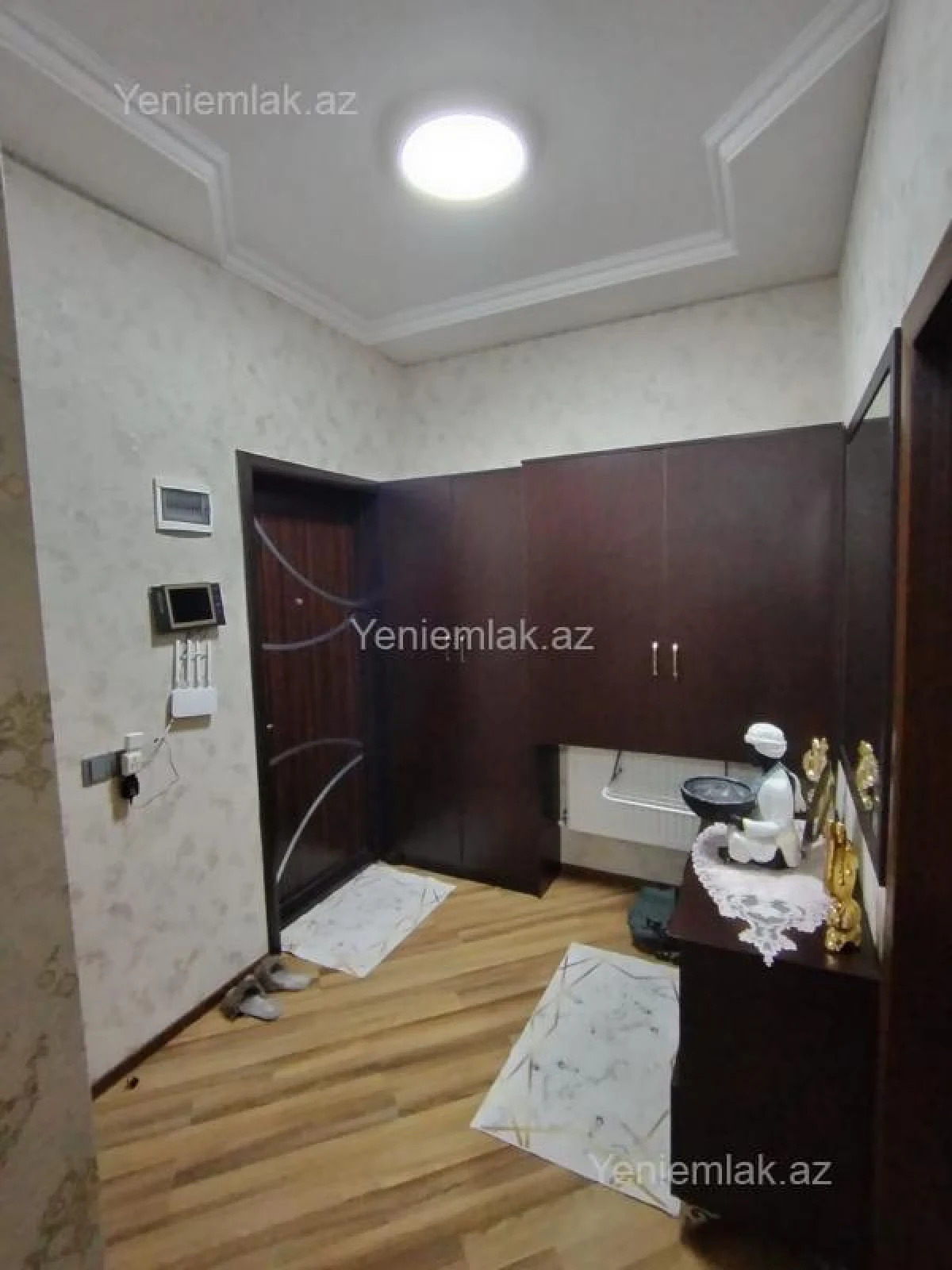 Satılır 3 otaqlı yeni tikili 83 m²