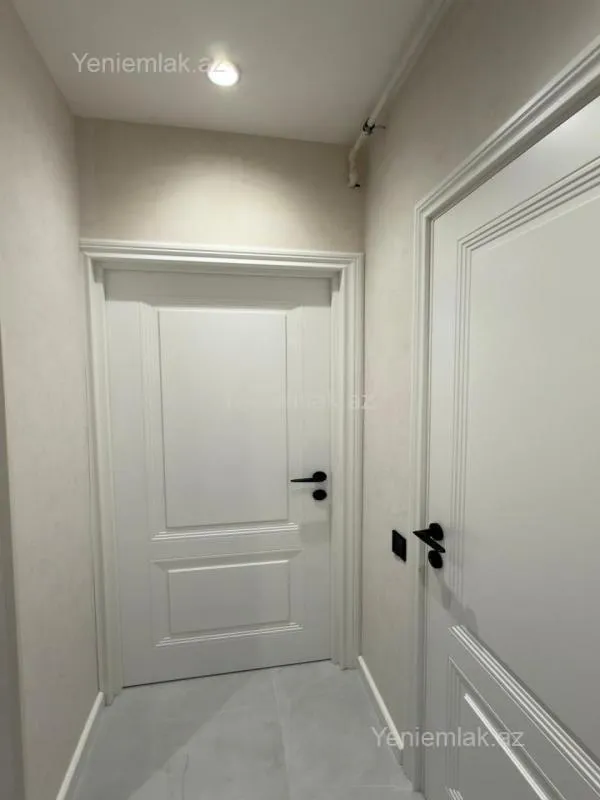 Satılır 2 otaqlı köhnə tikili 65 m²