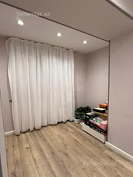 Satılır 2 otaqlı köhnə tikili 65 m²