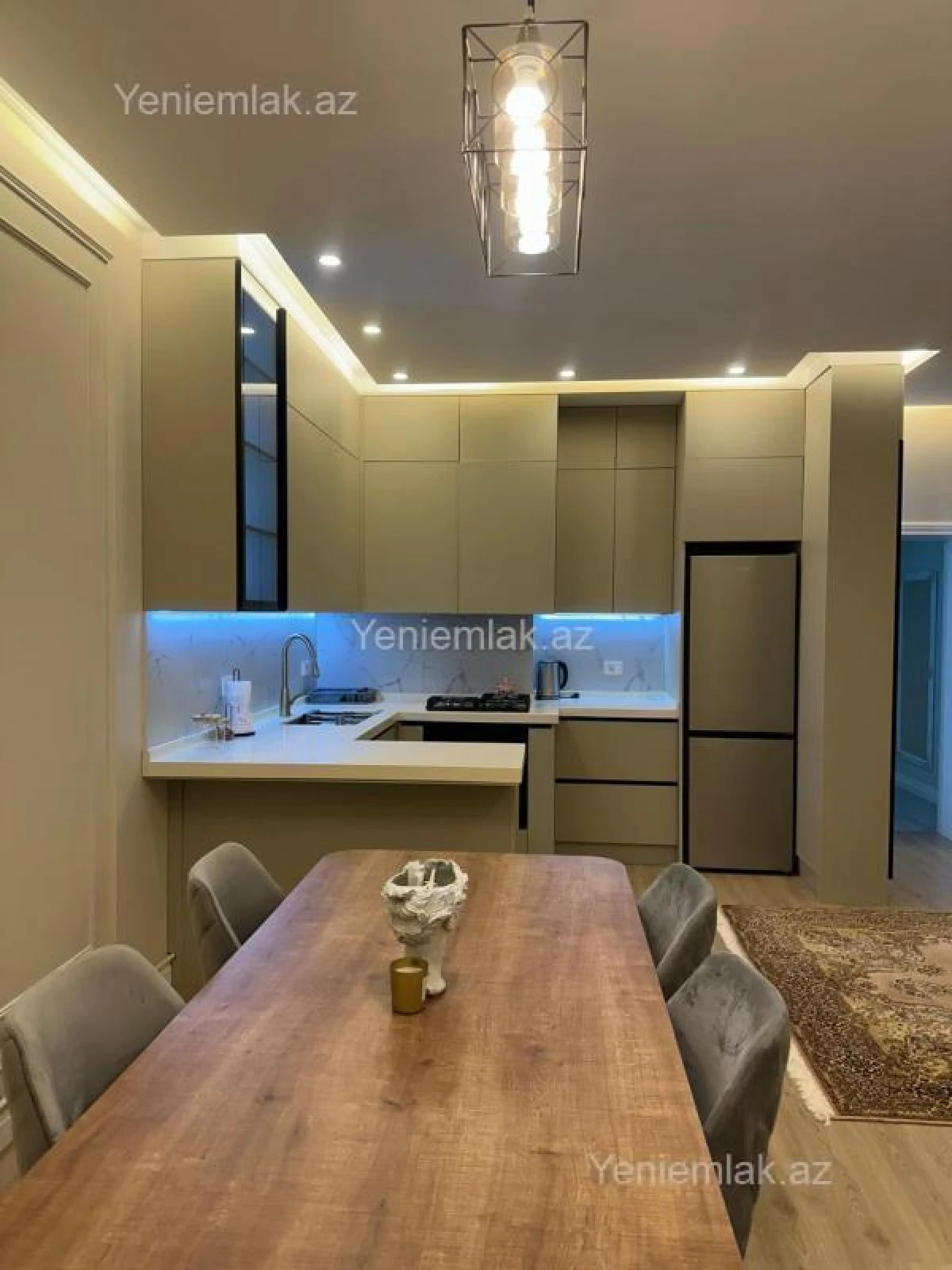 Satılır 2 otaqlı yeni tikili 70 m²