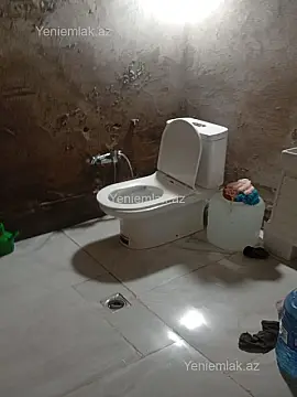 Satılır 6 otaqlı həyət evi 160 m²