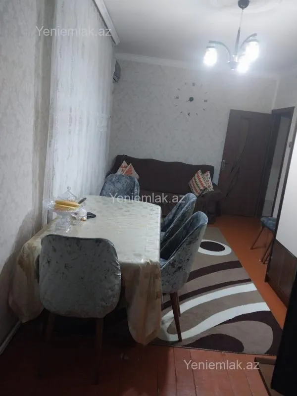 Satılır 1 otaqlı köhnə tikili 38 m²