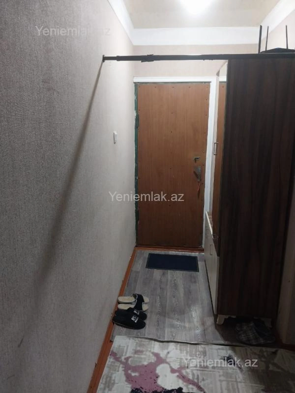 Satılır 1 otaqlı köhnə tikili 38 m²