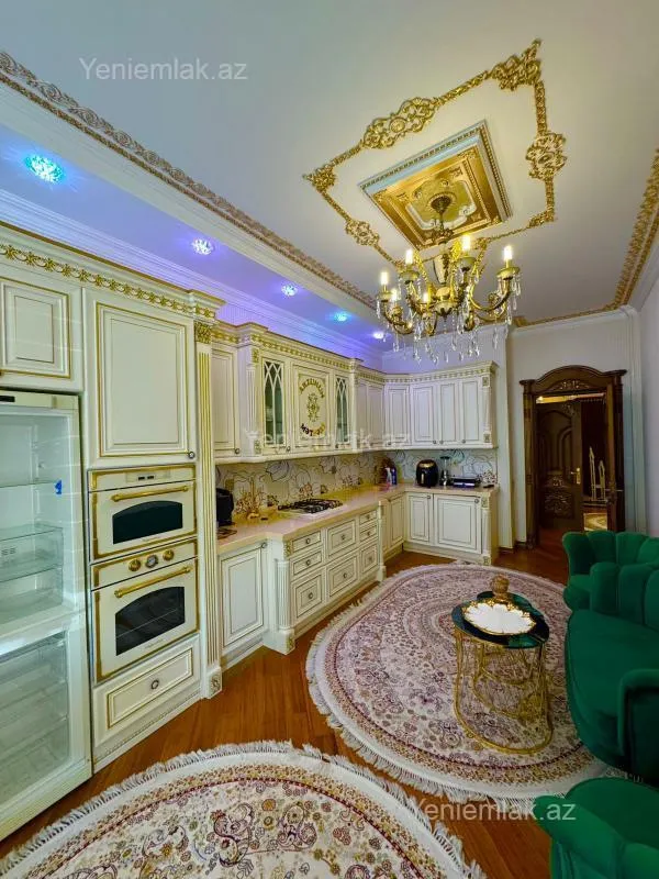 Satılır 3 otaqlı yeni tikili 158 m²