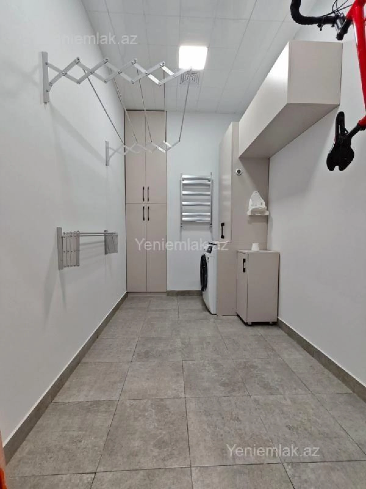 Satılır 4 otaqlı yeni tikili 135 m²