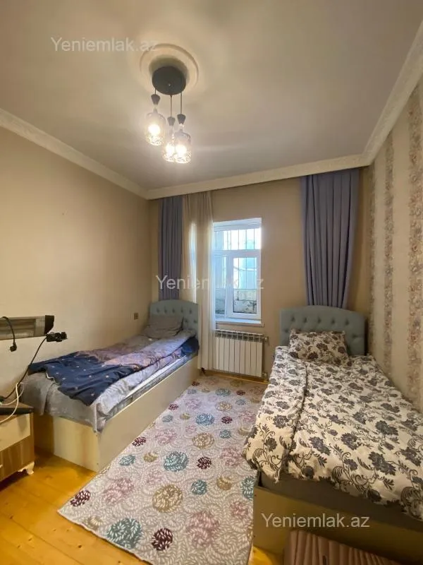Satılır 3 otaqlı həyət evi 100 m²