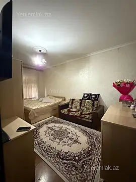 Satılır 3 otaqlı köhnə tikili 85 m²