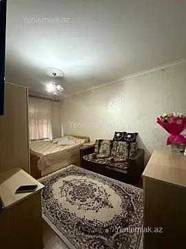 Satılır 3 otaqlı köhnə tikili 85 m²