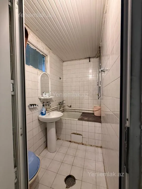 Satılır 3 otaqlı köhnə tikili 85 m²