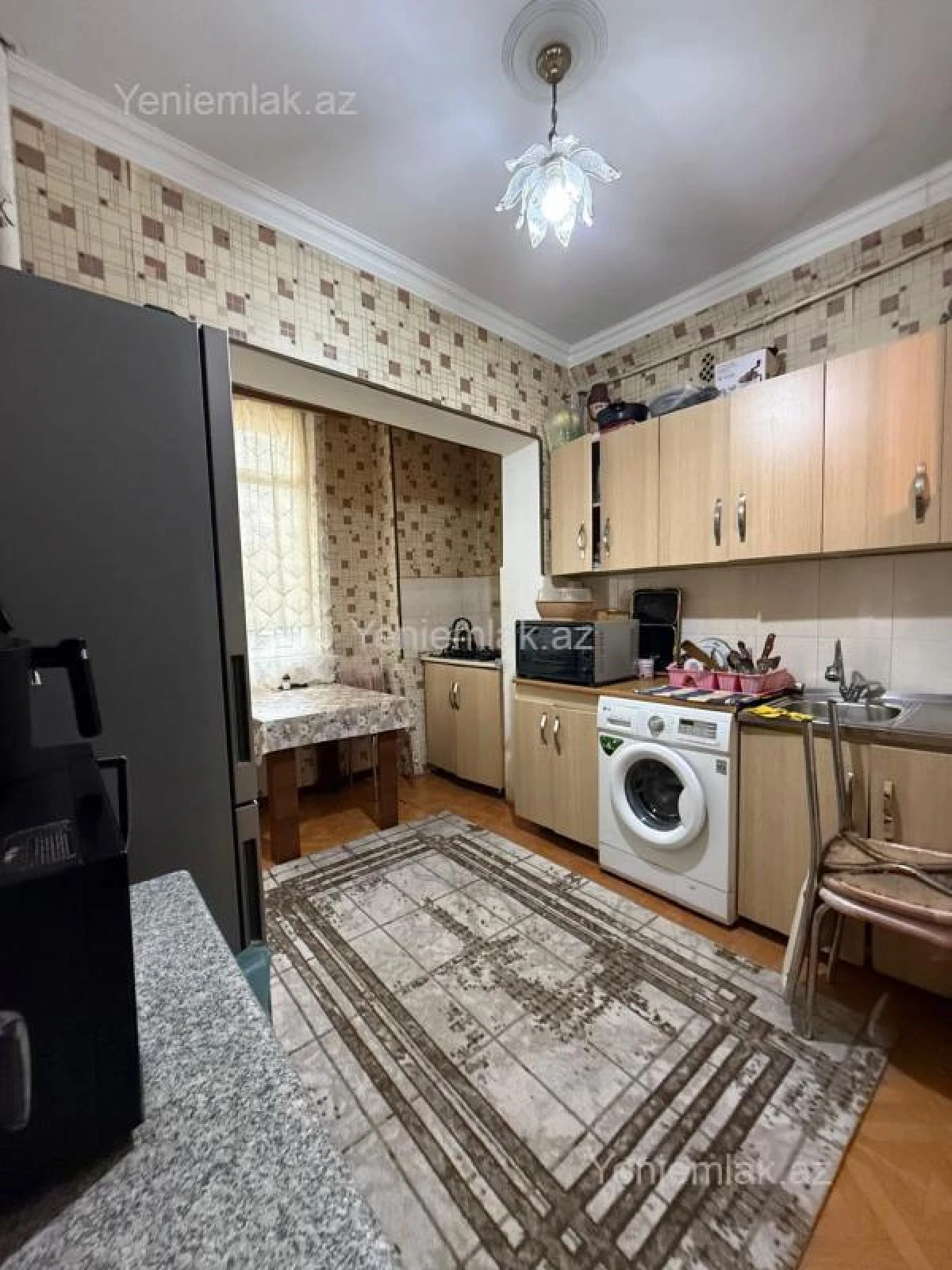 Satılır 3 otaqlı köhnə tikili 85 m²
