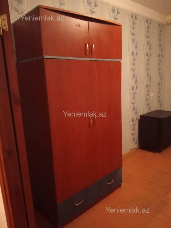 Satılır 2 otaqlı köhnə tikili 56 m²