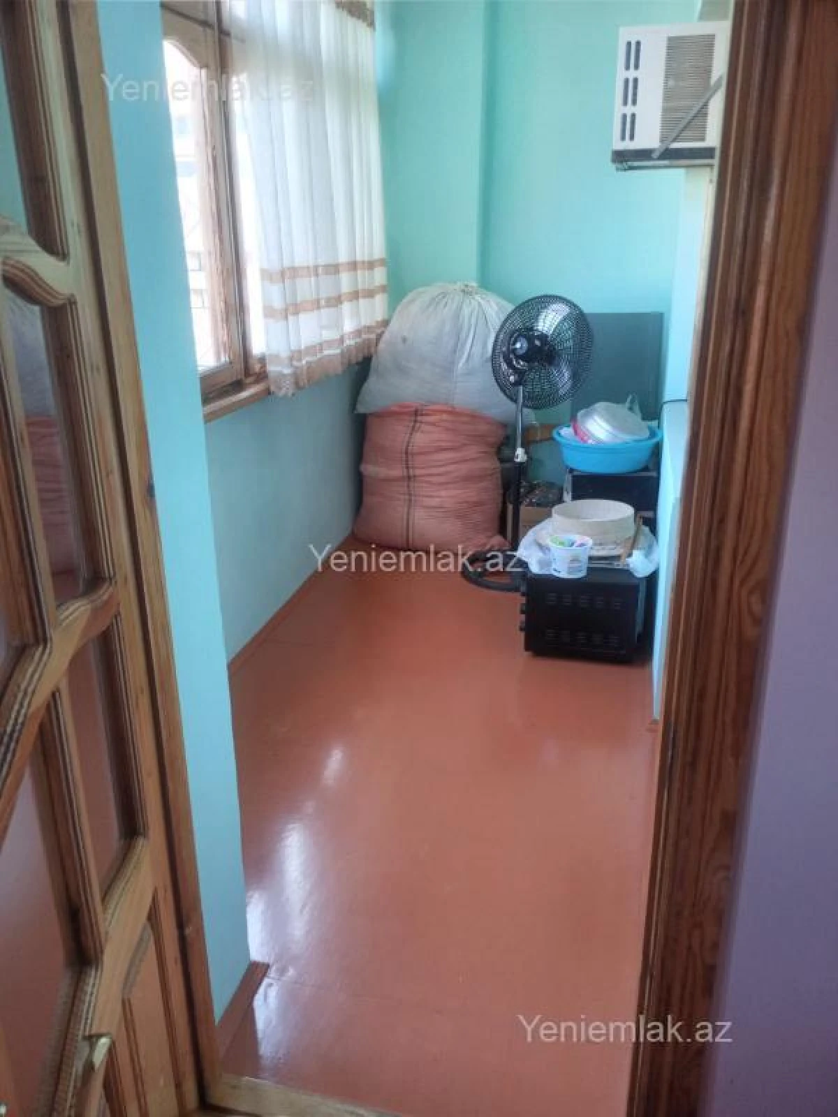 Satılır 3 otaqlı köhnə tikili 72 m²