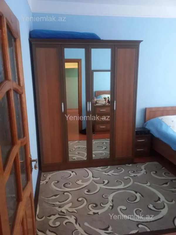 Satılır 3 otaqlı köhnə tikili 72 m²