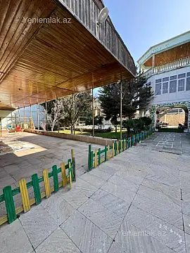 Satılır 7 otaqlı həyət evi 560 m²