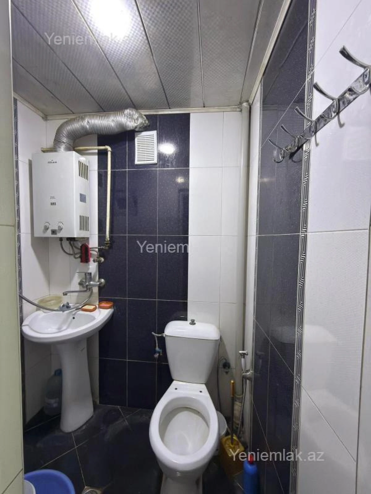 Satılır 3 otaqlı köhnə tikili 60 m²