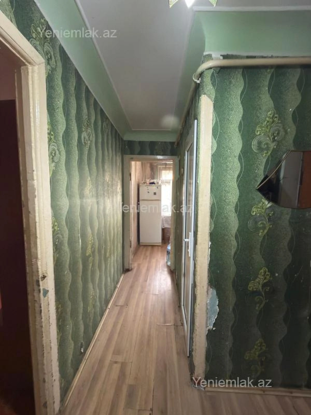 Satılır 3 otaqlı köhnə tikili 60 m²