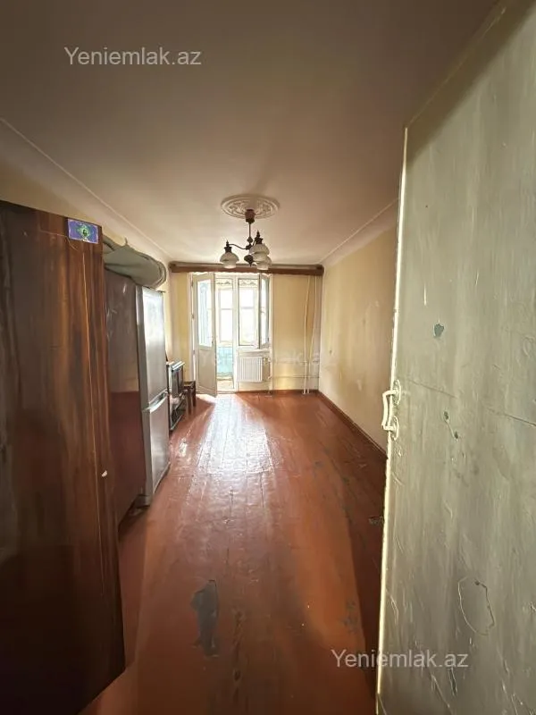 Satılır 3 otaqlı köhnə tikili 60 m²