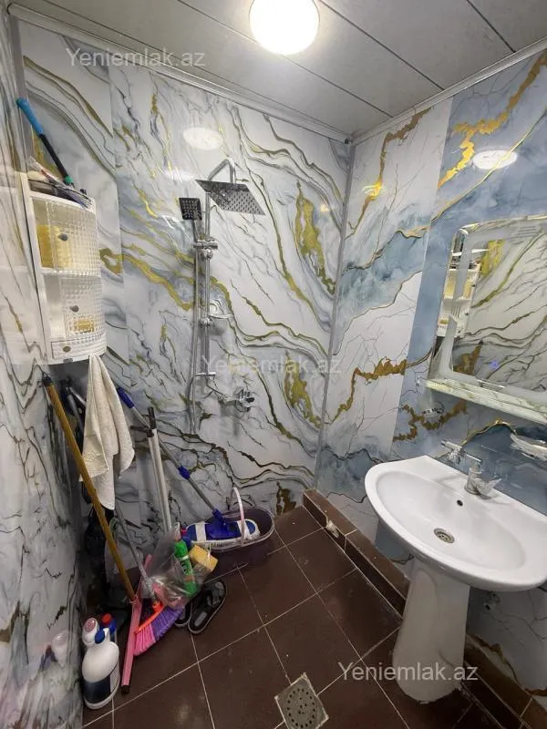 Satılır 3 otaqlı köhnə tikili 85 m²