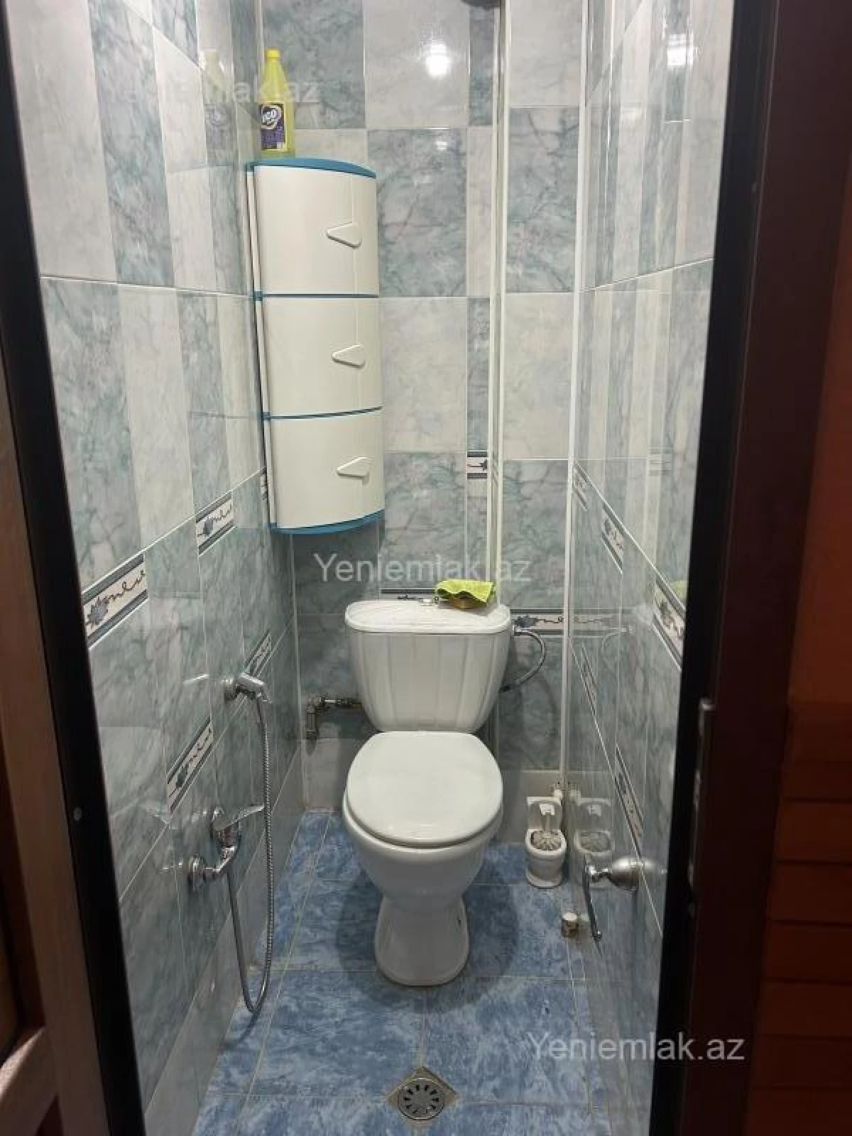 Satılır 4 otaqlı köhnə tikili 100 m²