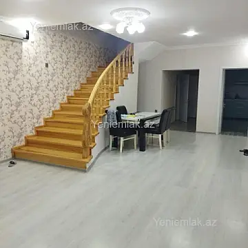 Satılır 9 otaqlı həyət evi 270 m²