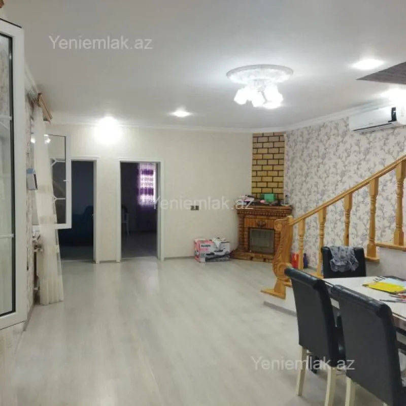 Satılır 9 otaqlı həyət evi 270 m²