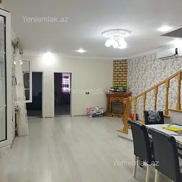 Satılır 9 otaqlı həyət evi 270 m²