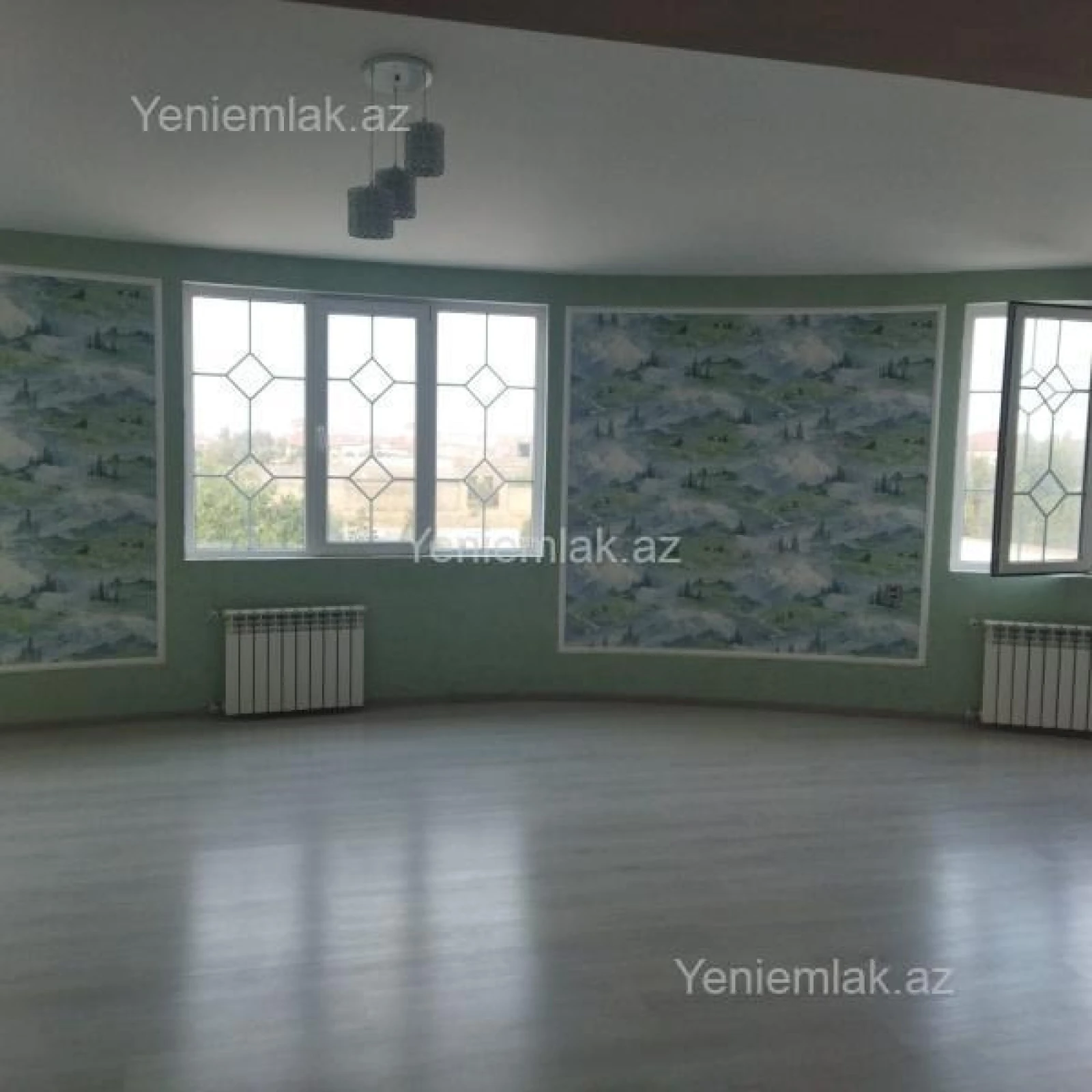 Satılır 9 otaqlı həyət evi 270 m²